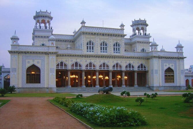 Hyderabad - A Full Day Private Guided City Tour with Ethnic Lunch - FAQ