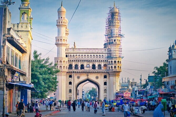 Hyderabad Shopping and Food Tasting Experience (Guided Halfday City Tour by Car) - FAQ