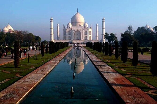 Hyderabad to Agra Taj Mahal Same Day Trip with Flights and lunch - The Journey Begins: Early Mornings and Flights