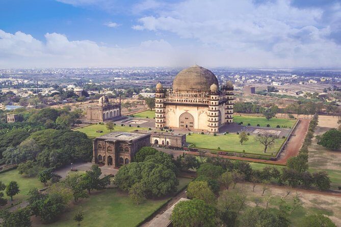 Hyderabad to Bijapur: Architectural Delights Tour - Exploring the Architectural Marvels of Hyderabad to Bijapur