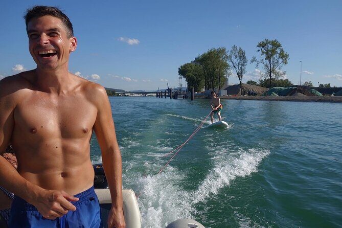 Hydrofoil and surfing on the Rhine behind a motorboat - The Meeting Point and Practicalities