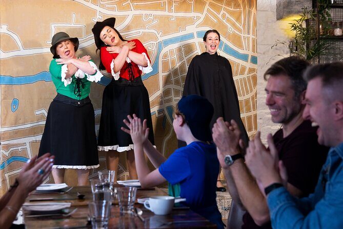 Hysterical Histories Cork Dinner Theatre Show - In-Depth Look at the Cork Dinner Theatre Experience