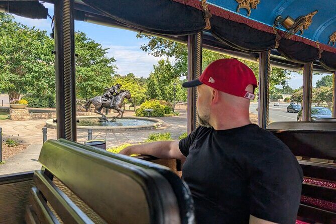 Hysterical History Tour of Charlotte | LaZoom - What to Expect from the Hysterical History Tour