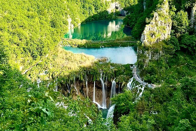 ibenik to Zagreb private transfer with Plitvice Lakes Tour - Key Points