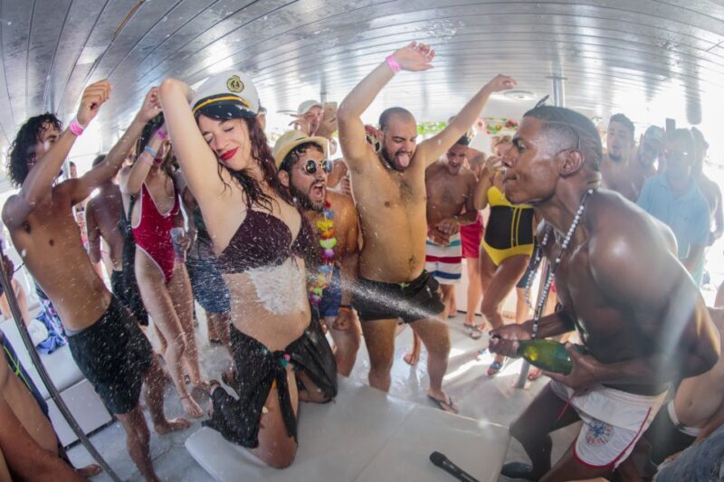 Ibiza floating club - Best Dj sesión at sea - An Honest Look at the Ibiza Floating Club Experience