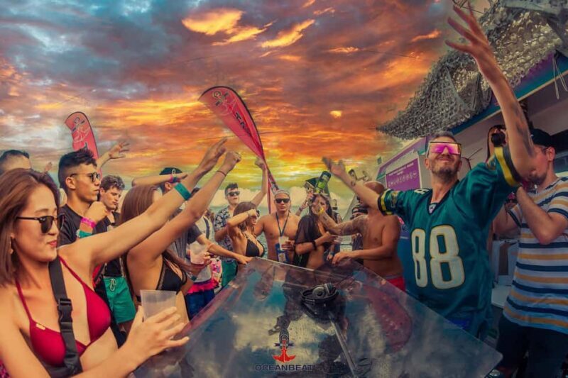 Ibiza-Formentera: Sunset Boat Party with Drinks & Food - The Experience in Detail