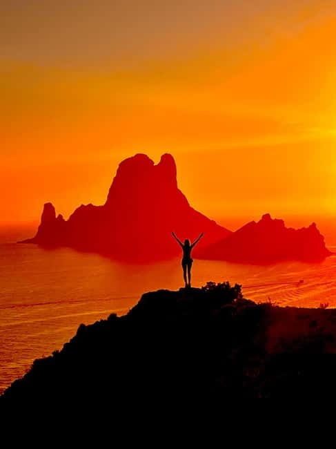 Ibiza: Hike to the most secret spots - Who Should Book This Tour?