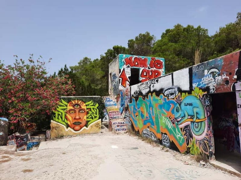 Ibiza Island Tour: Es Vedra, Salt Flats & Hippy Market - Key Points