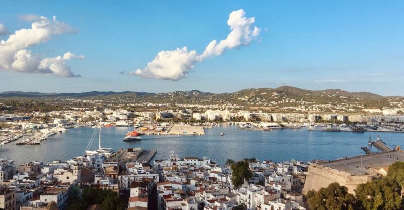 Ibiza: Old Town Guided Walking Tour - The Value of a Guided Experience
