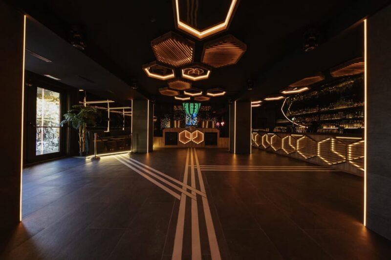 Ibiza: Pre-Party at Tantra w/ Premium Open Bar & Club Ticket - Analyzing the Value