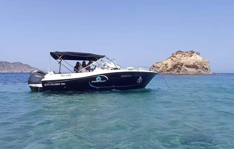 Ibiza: short "north of the island" tour from the sea in a private boat - Key Points