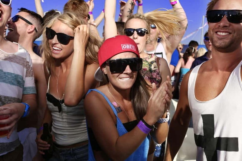 Ibiza Sunset Boat Party with 3hrs Open Bar + 3 Club Entries - Who This Tour Is Perfect For