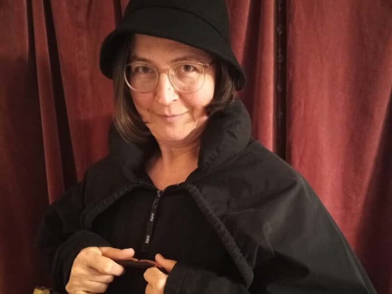 "Ice-Cold Ghost Breath" a spooky tour that will make you smile. - Introduction