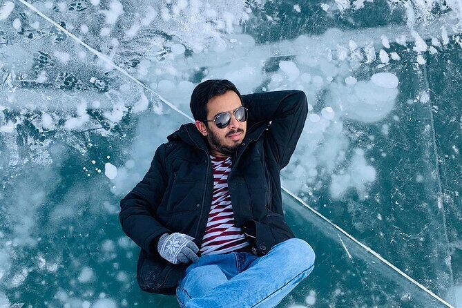 Icefields Parkway and Abraham Lake Bubbles Private Tour - Key Points