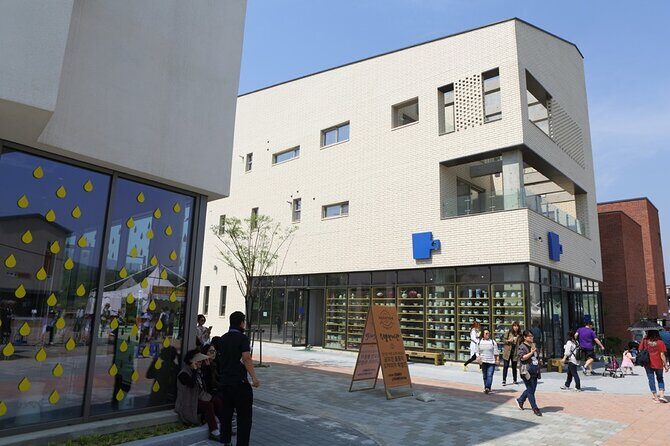 Ichoen Ceramic Village & Pottery Making Experience - The pottery workshop: hands-on magic