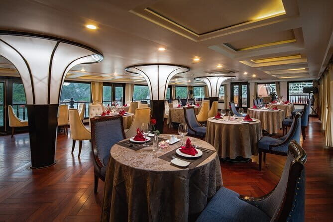 Icon Cruise in Lan Ha Bay - Key Points