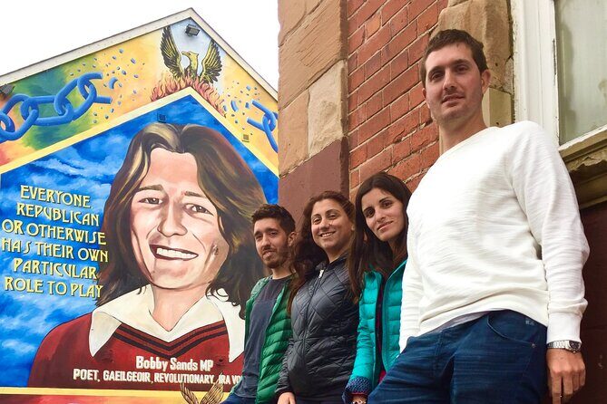 Iconic 2hr Belfast taxi tour The Troubles - FAQ