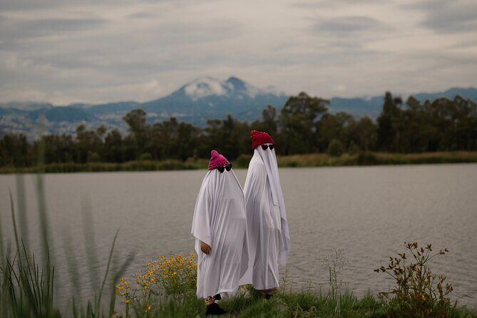 Iconic CDMX Photoshoot with Professional Posing and Editing - Authentic Feedback & Expectations