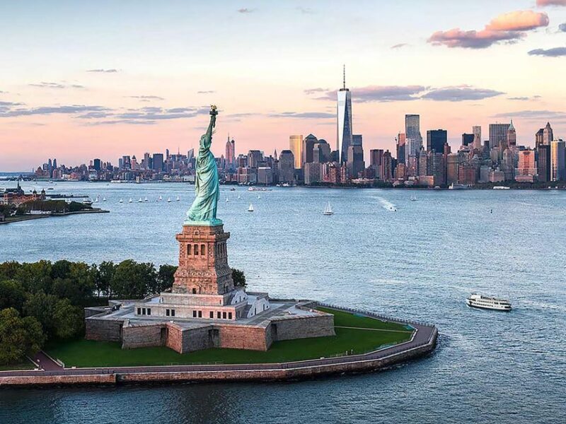 Iconic NYC: 9/11, Wall St, Liberty - Who Will Love This Tour?