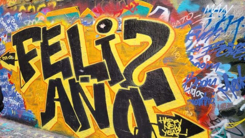 Icons of Melbourne Walking Tour - Key Points