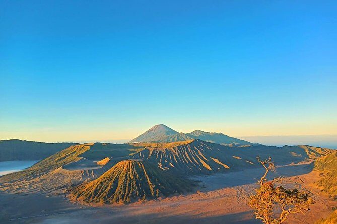Ijen Blue fire Crater, Tumpak Sewu Waterfall & Mount Bromo - A Full Breakdown of the Tour Experience