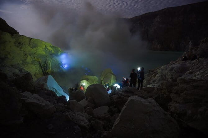 Ijen Crater Tour From Bali 1 Day - Transportation and Guides: Making the Journey Comfortable