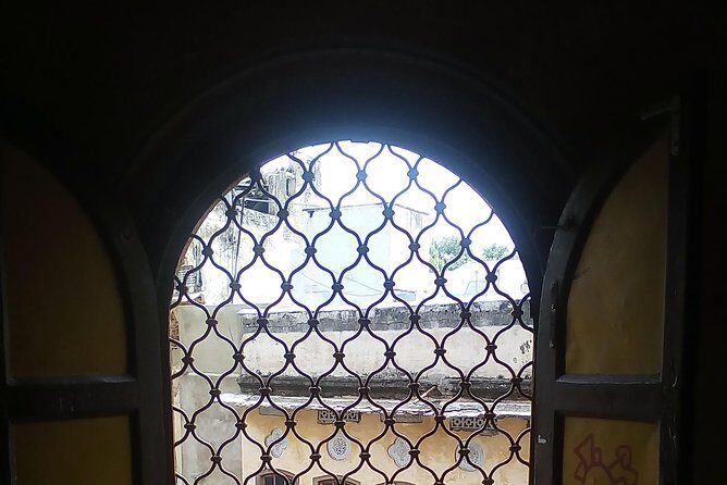 I'm a guide from ajmer - A Close Look at the Heritage & Spiritual Tour in Pushkar