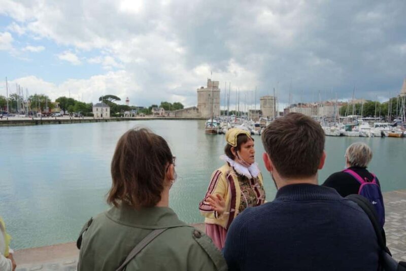 Enjoy the protestant era of La Rochelle - A detailed look at the Protestant era tour in La Rochelle