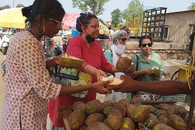 Immersive Bhubaneswar walking tour with professional guide - Why This Tour Offers Great Value