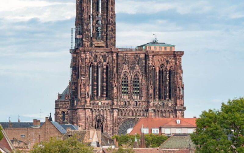 Immersive guided tour of Strasbourg in the 15th century - Key Points