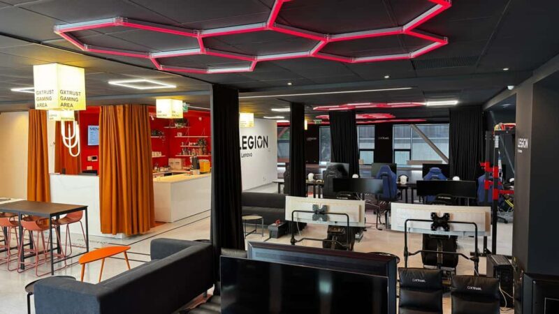 Immersive VR Arena, Racing & Gaming Experience in Bucharest - Key Points