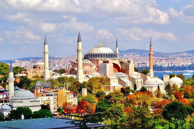 Imperial Istanbul Half-Day Tour: Hagia Sophia, Basillica Cistern and Grand Bazaar - Key Points
