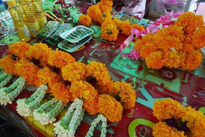 In and around Bangkok Private Tour Guide with Custom Experience - FAQ