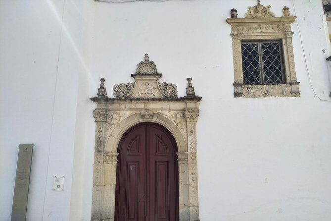 In the Heart of the City: Get to know the history of Tomar and taste local Tapas! - FAQ