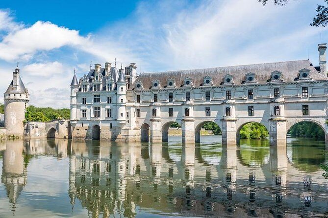 Incredible Loire castles tour with Wine tastings and Lunch - Frequently Asked Questions