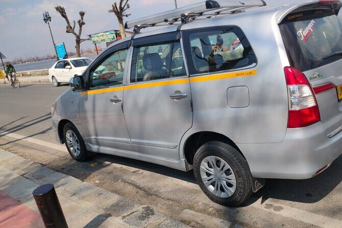 Innova To and Fro Pvt. Airport Transfer from Srinagar / Dal Lake - The Sum Up