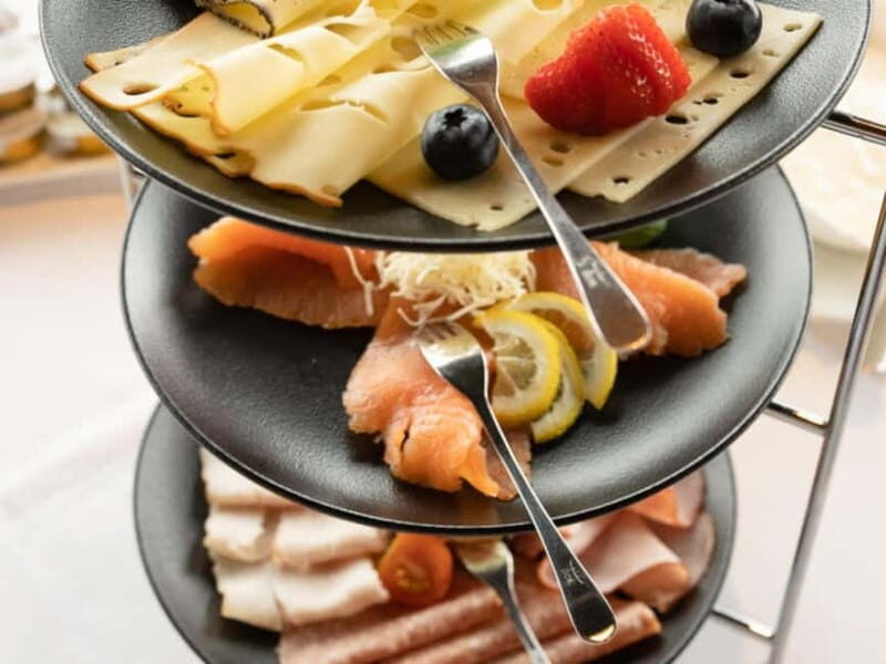 Innsbruck: Breakfast with Prosecco and Panoramic Views - Discovering the Seegrube Breakfast Experience