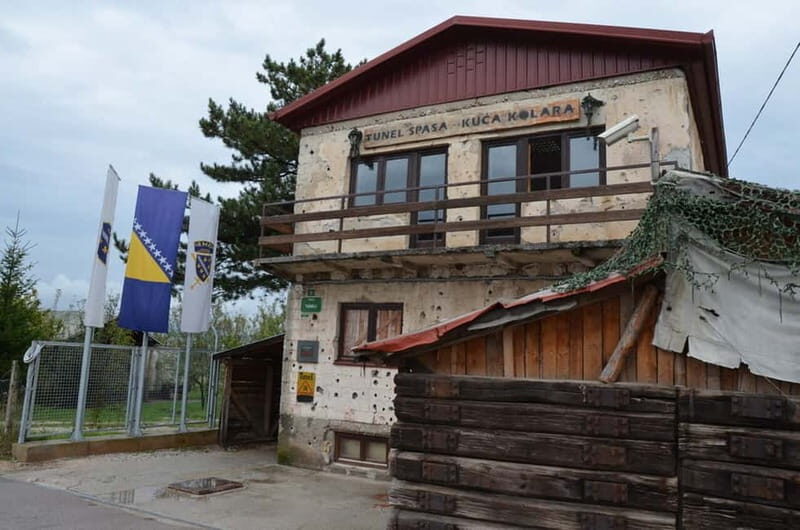 Inside the Siege: Sarajevos Story of Survival - Authentic Stories and the Guides Expertise