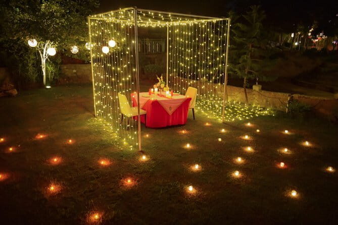 Instagram Photoshoot With Romantic Dinner Date - Fairy Light Cabana - Key Points