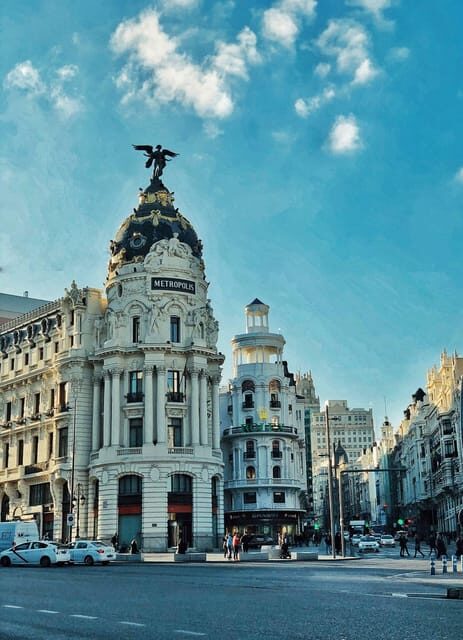 InstaSpots: tour of the most photographable spots in Madrid - What You Can Expect During the Tour