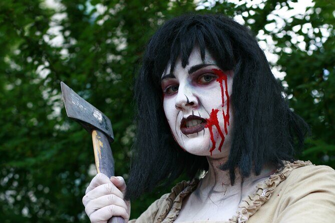 Interactive Street Theatre Crimes in New France - What to Expect From the Crimes in New France Tour