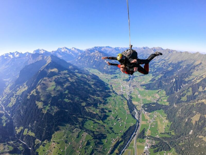 Interlaken: Airplane Skydiving over the Swiss Alps - What to Expect from Your Skydiving Adventure
