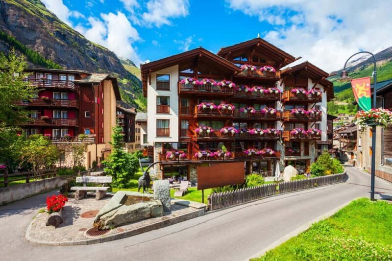 Interlaken: Private History Walk with a Local - A Closer Look at the Experience