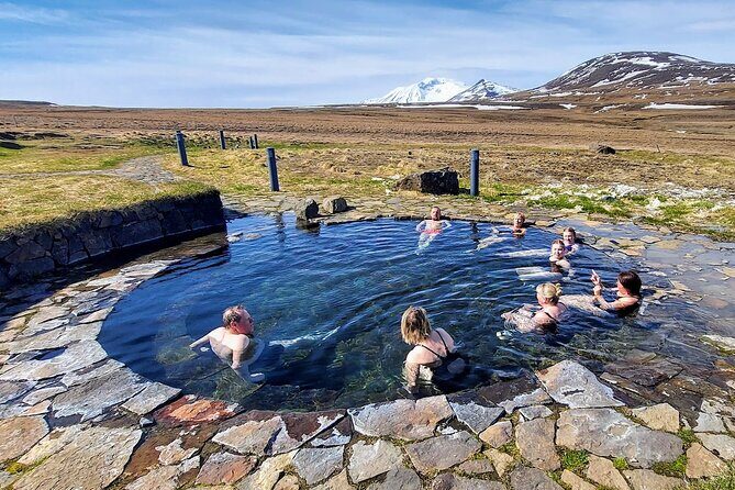 Into the Highlands 4x4 Bus Truck Day Tour - Who Should Consider This Tour?