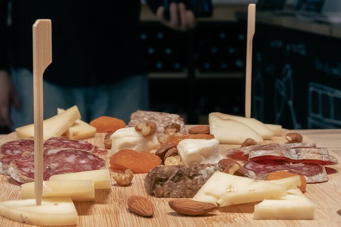 Introduction to Bordeaux wines paired with cheeses & charcuterie - The Sum Up