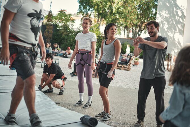 Introduction to Climbing in Pilar 7 Lisbon - The Experience in Detail