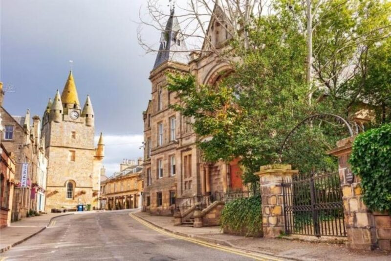 Inverness: Dunrobin Castle and Distillery Tour - An In-Depth Look at the Tour Experience