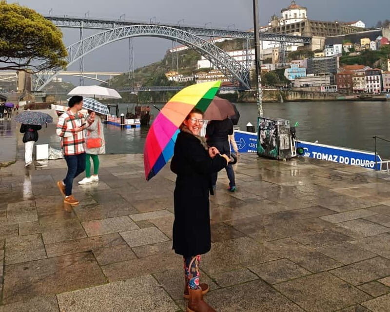 Invincible City of Porto Walking Tour - The Guide and Atmosphere