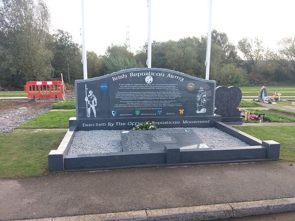 IRA Troubles Conflict Private Tour Museum Graves Murals and Political Analysis - The Sum Up