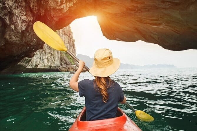 Iris Cruise Luxury Halong Bay Day Tour from Hanoi By Expressway - Exploring Halong Bay’s Natural Marvels